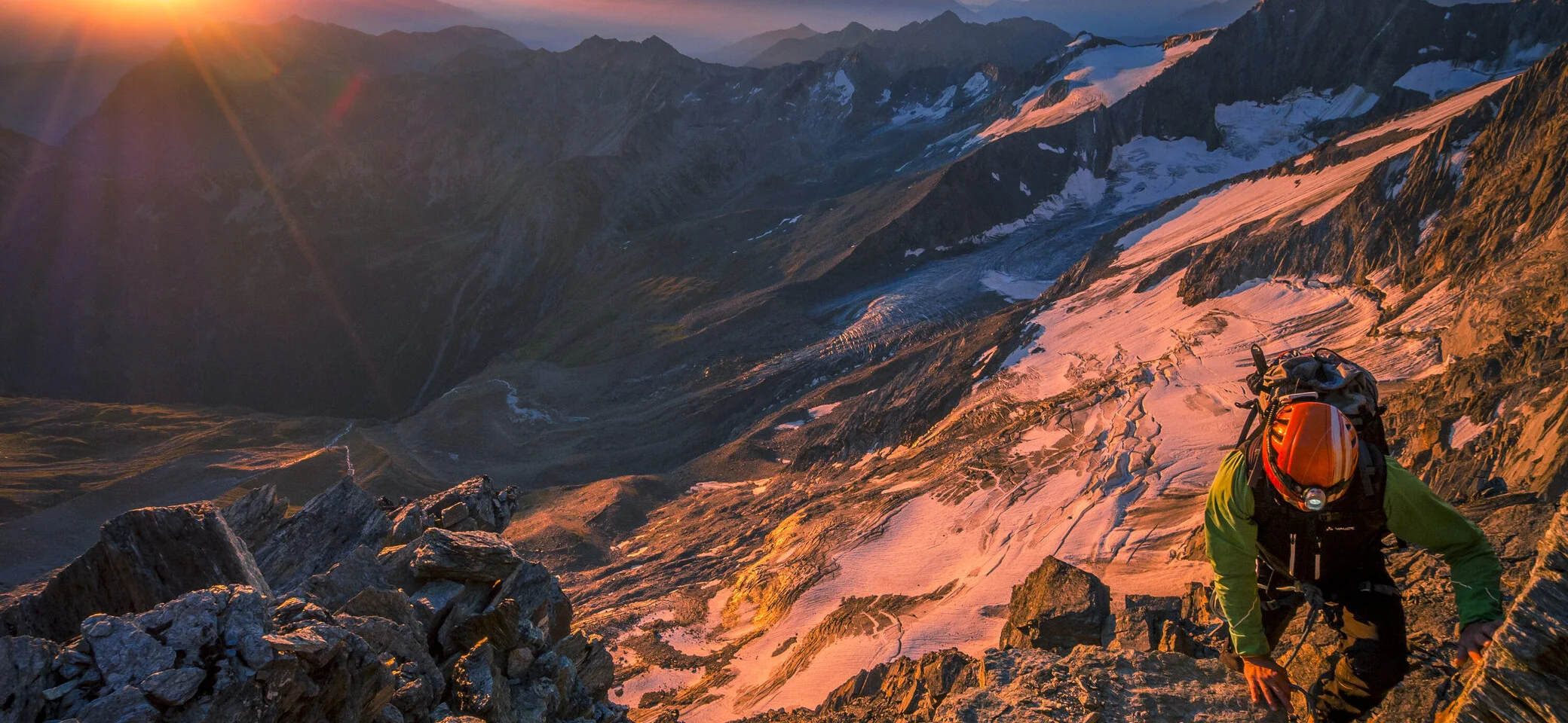 Berggipfel im Sonnenuntergang | © DAV/Silvan Metz